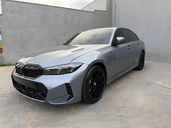 BMW 330e 2.0 16V TURBO HÍBRIDO M SPORT AUTOMÁTICO BMW 330e 2.0 16V TURBO HÍBRIDO M SPORT AUTOMÁTICO